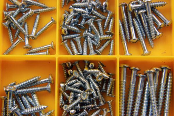 Resolut 215 Piece Assorted Woodscrews - CSK Pozi & Round Head 2899 - SBW Trading Limited